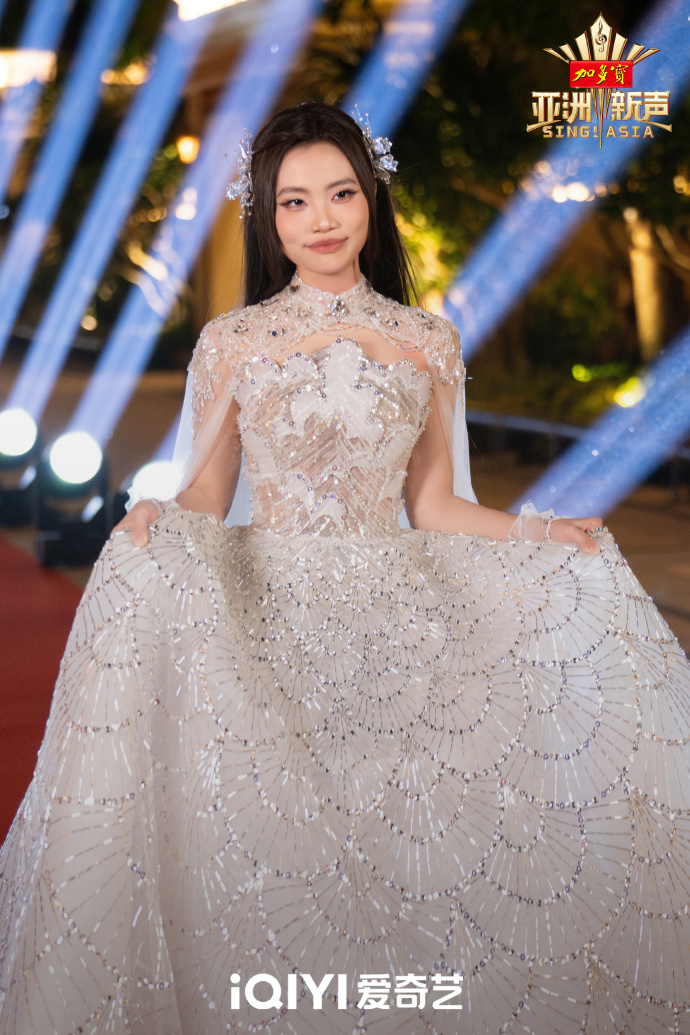 Ekip show Trung Quốc cố tình làm lộ video của Phương Mỹ Chi?- Ảnh 4. Ekip show Trung Quốc cố tình làm lộ video của Phương Mỹ Chi?- Ảnh 4.