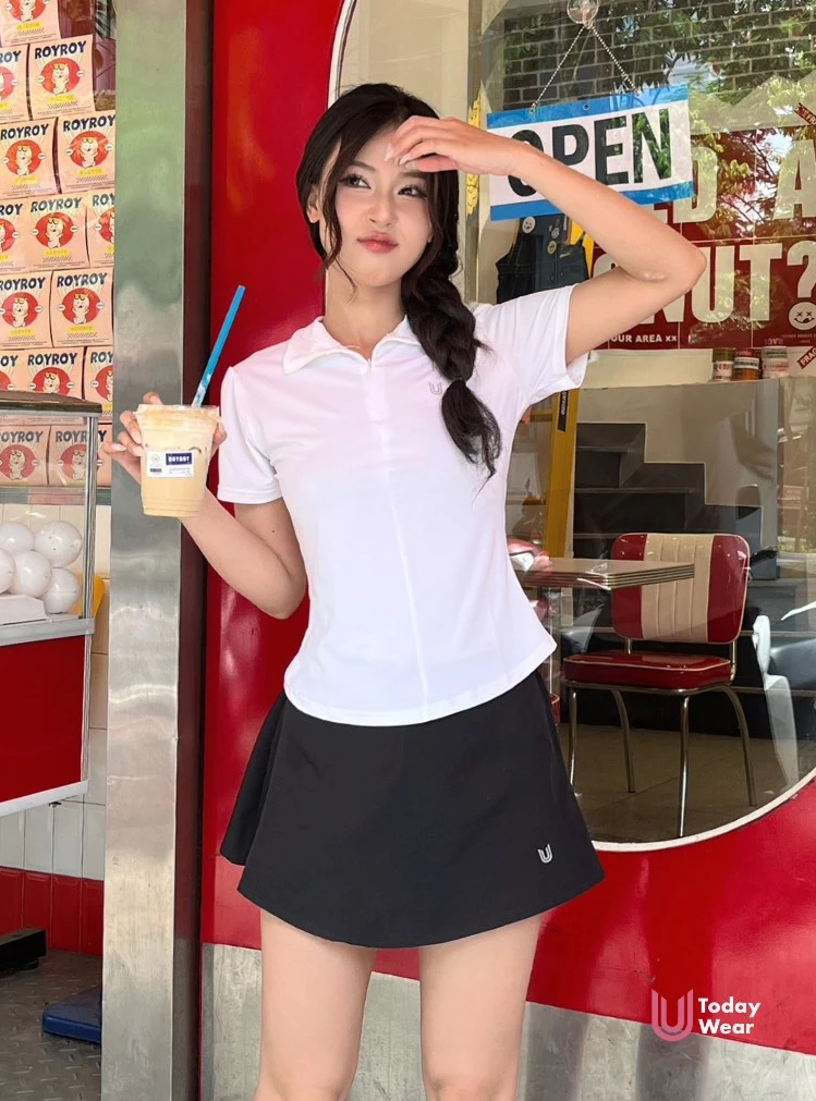 Á hậu Tường San có muôn vàn cách diện áo trắng vừa "hack tuổi" vừa tôn dáng- Ảnh 9.