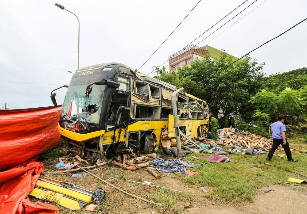 Chuyến du lịch trở thành bi kịch của nữ sinh 14 tuổi trong vụ lật xe khách: Đoàn 10 người có đến 5 người tử vong, trong đó có cả mẹ và dì ruột- Ảnh 2.