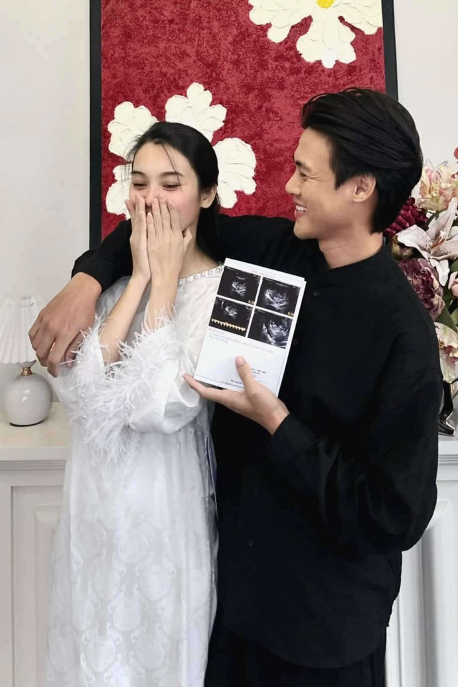 Sát ngày sinh nở, Quỳnh Lương khoe siêu xe của chồng thiếu gia khiến dân tình bật ngửa- Ảnh 5. Sát ngày sinh nở, Quỳnh Lương khoe siêu xe của chồng thiếu gia khiến dân tình bật ngửa- Ảnh 5.