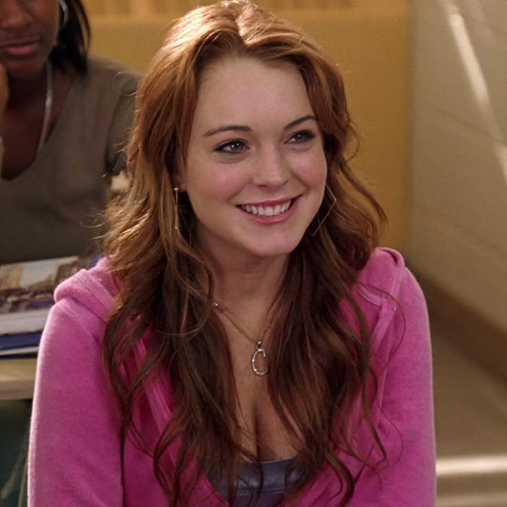 Màn "trẻ lại 10 năm" của Lindsay Lohan: Điều kỳ diệu sau làn da hết sạch dấu hiệu lão hóa tuổi 39- Ảnh 11.