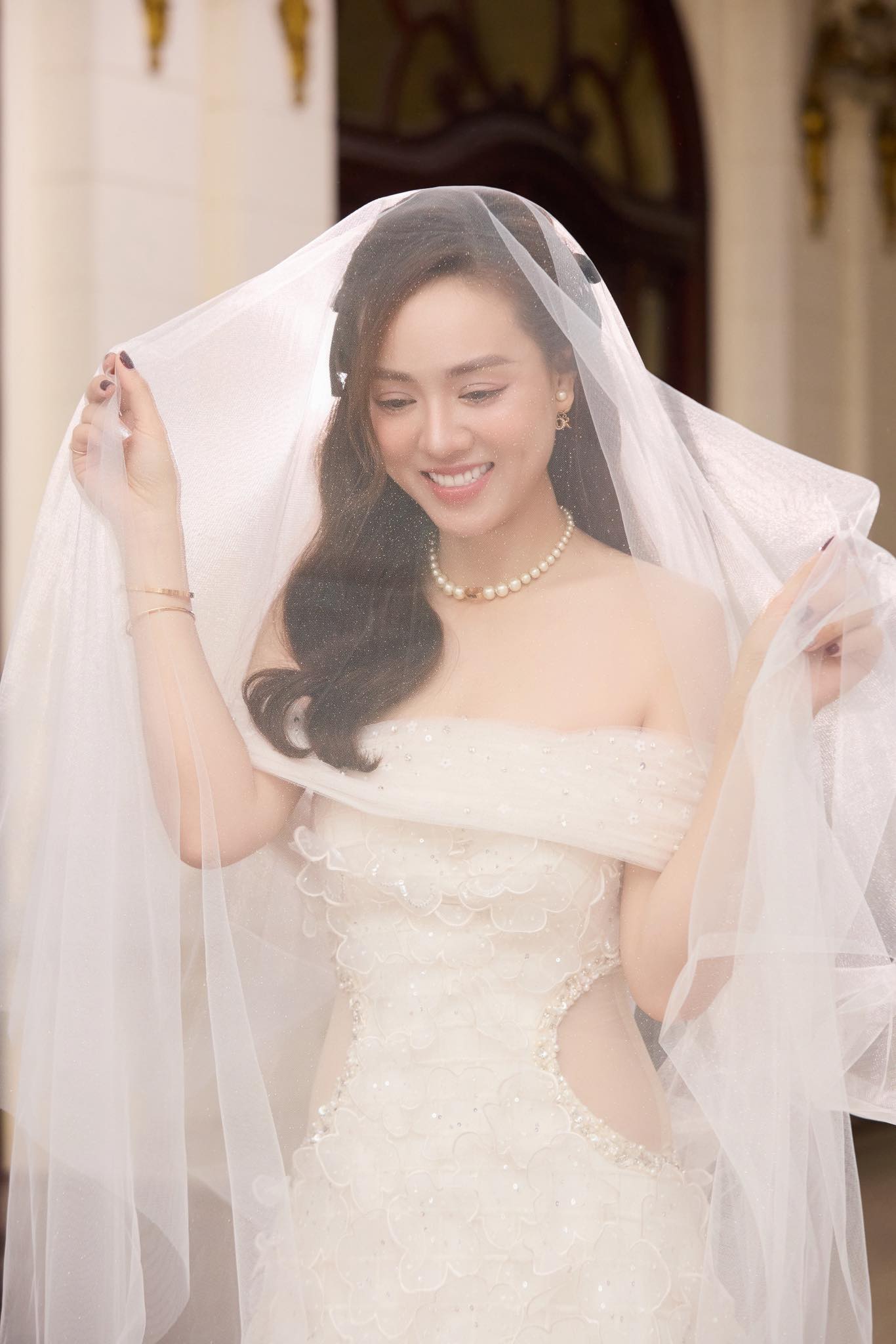 Bà xã Công Lý lên tiếng trước thông tin 