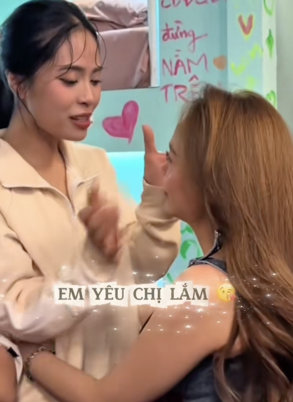 Rộ tin dàn Chị Đẹp chia bè kết phái, 1 