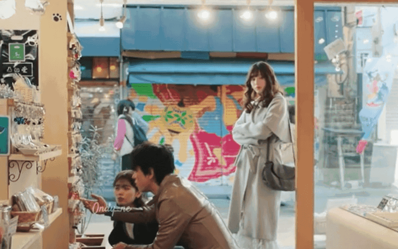 5,2 triệu người sốc visual mỹ nhân Cô Đi Mà Lấy Chồng Tôi bản Nhật, khuôn miệng cũng copy-paste từ truyện tranh là sao trời!