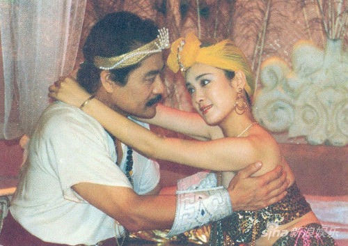 Mỹ nữ sa ngã rúng động showbiz: Bị bắt vì mở tiệc ma túy đá, còn rủ rê em gái và chị họ- Ảnh 3. Mỹ nữ sa ngã rúng động showbiz: Bị bắt vì mở tiệc ma túy đá, còn rủ rê em gái và chị họ- Ảnh 3.