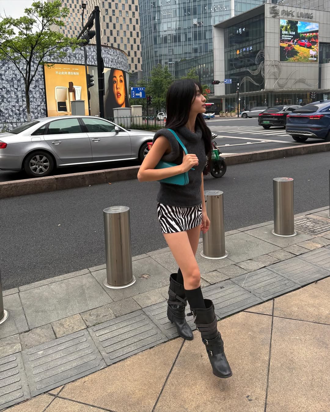 Gái Việt được báo Trung khen Gái Việt được báo Trung khen