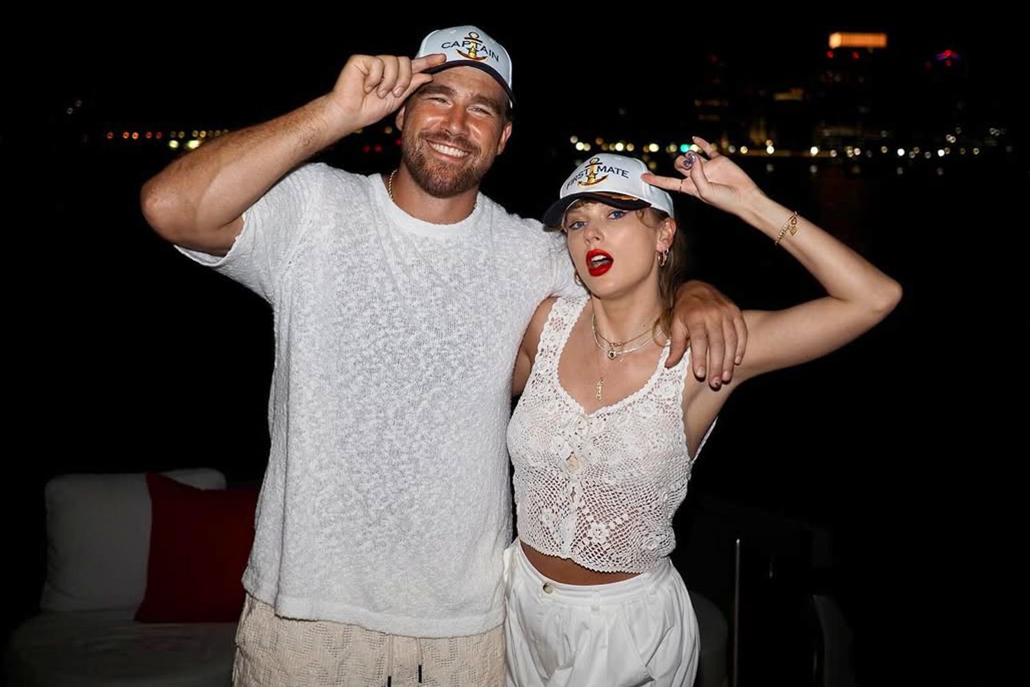 Mối tình ngắn nhất của Taylor Swift: Bạn trai cũ tai tiếng khiến fan phát điên, “mẹ chồng hụt” 2 năm sau vẫn còn cay cú!- Ảnh 3.
