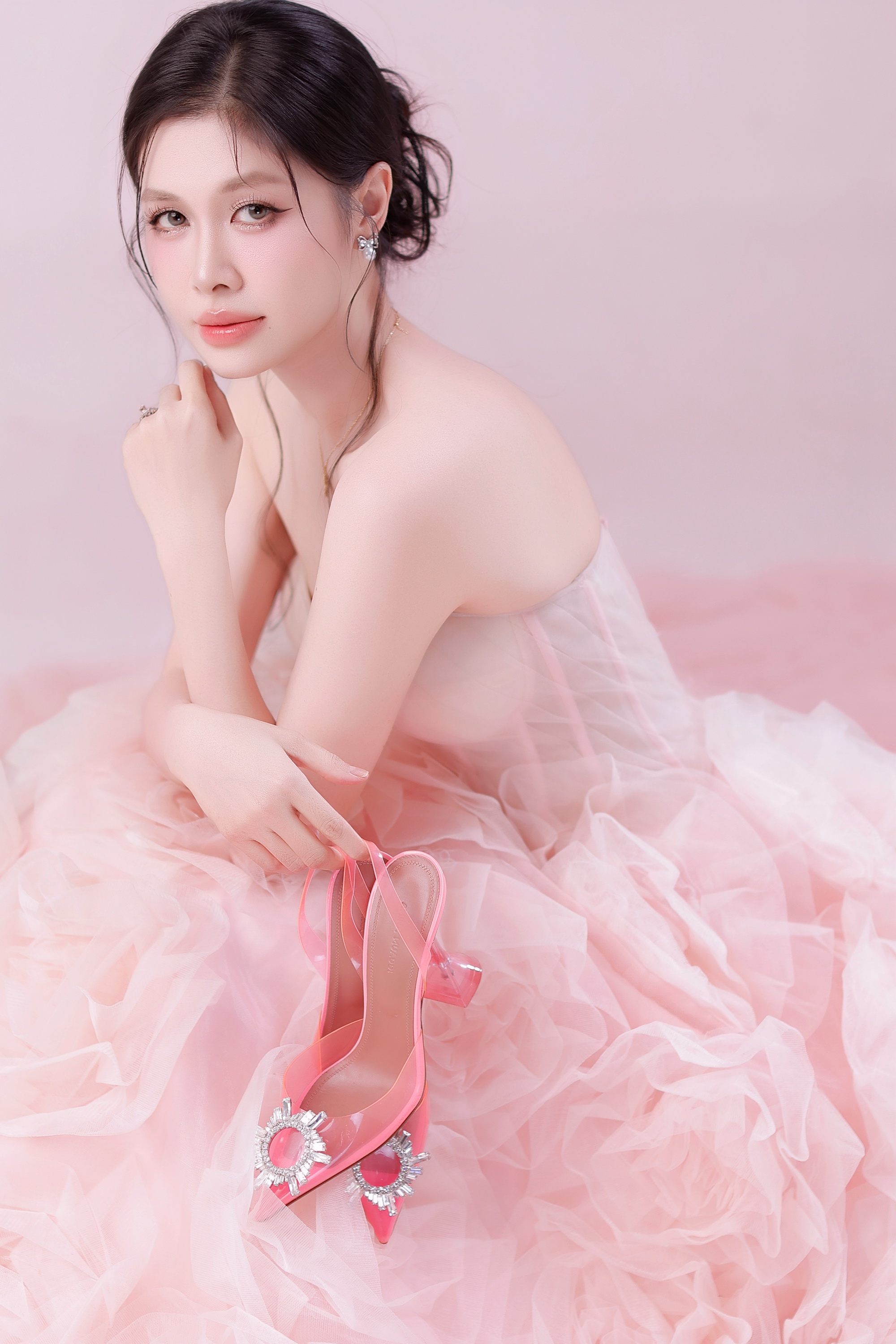 Trò chuyện với Thuỷ Anh - bà xã Đăng Khôi: "Không hiểu sao, tôi rất hay mơ… chồng ngoại tình"- Ảnh 7.