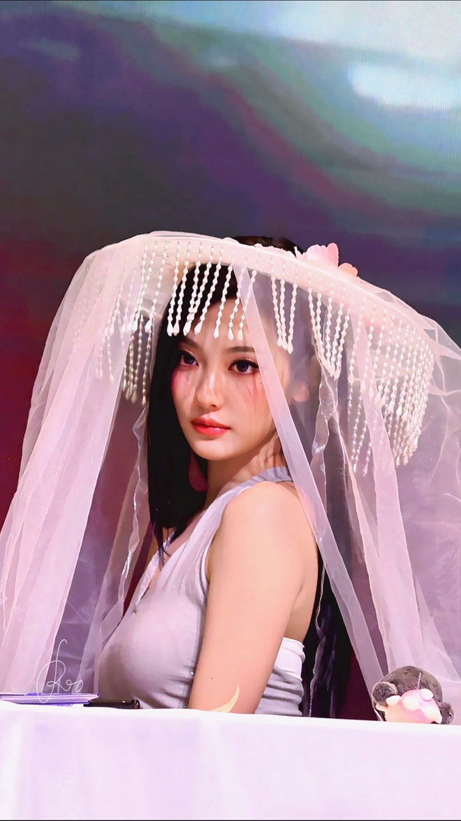 Không uổng công lột xác, nữ idol có được 10 giây đẹp như tiên- Ảnh 14.