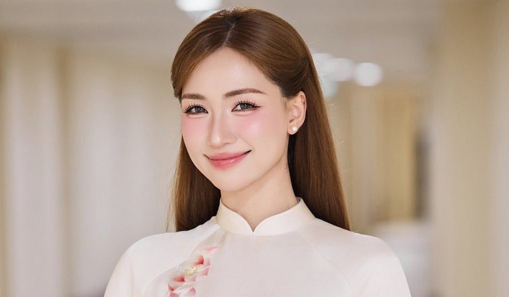 Hòa Minzy chuyển 300 triệu đồng cho người dân Nghệ An, nhiều nghệ sĩ khác cũng hỗ trợ- Ảnh 1.