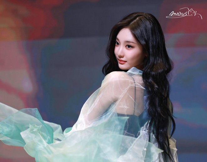 Không uổng công lột xác, nữ idol có được 10 giây đẹp như tiên- Ảnh 4.