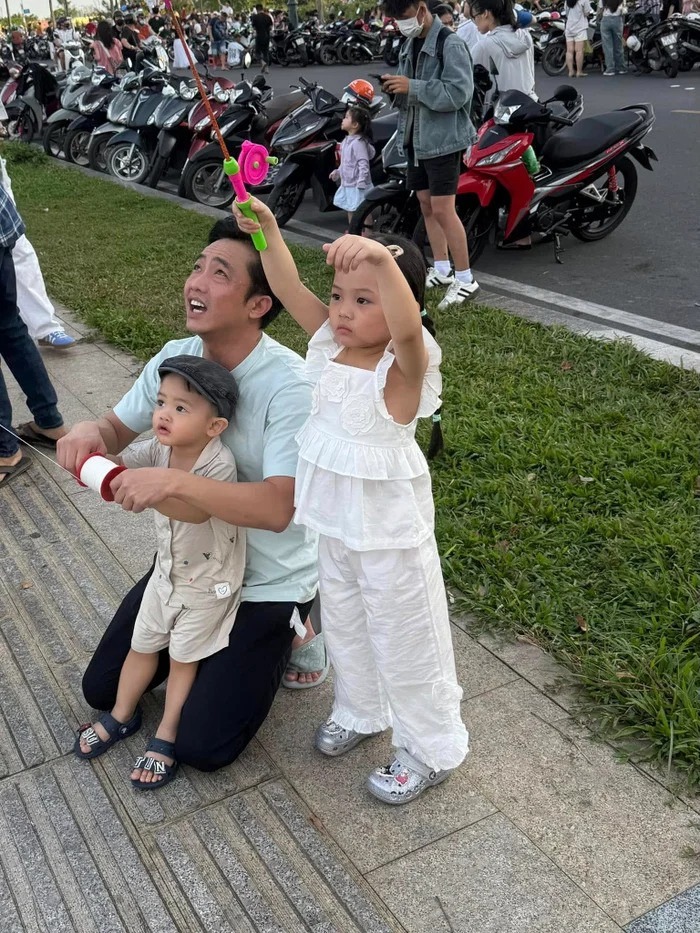 Đưa con đi nghỉ dưỡng, Cường Đô La tiết lộ chuyện dở khóc dở cười- Ảnh 9.