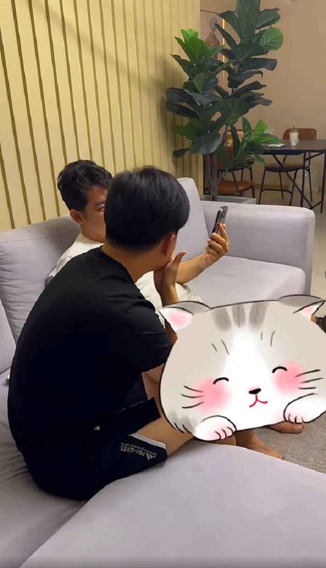 Hé lộ hình ảnh diễn viên Huỳnh Anh Tuấn sau 10 ngày thông báo bị đột quỵ, ekip giữ đúng 1 nguyên tắc- Ảnh 2.