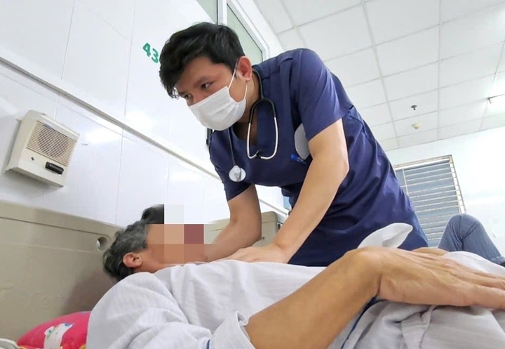 Điếc đột ngột, viêm màng não do ăn món 'khoái khẩu'- Ảnh 1.