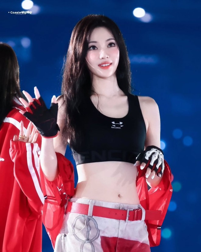 Không uổng công lột xác, nữ idol có được 10 giây đẹp như tiên- Ảnh 9.