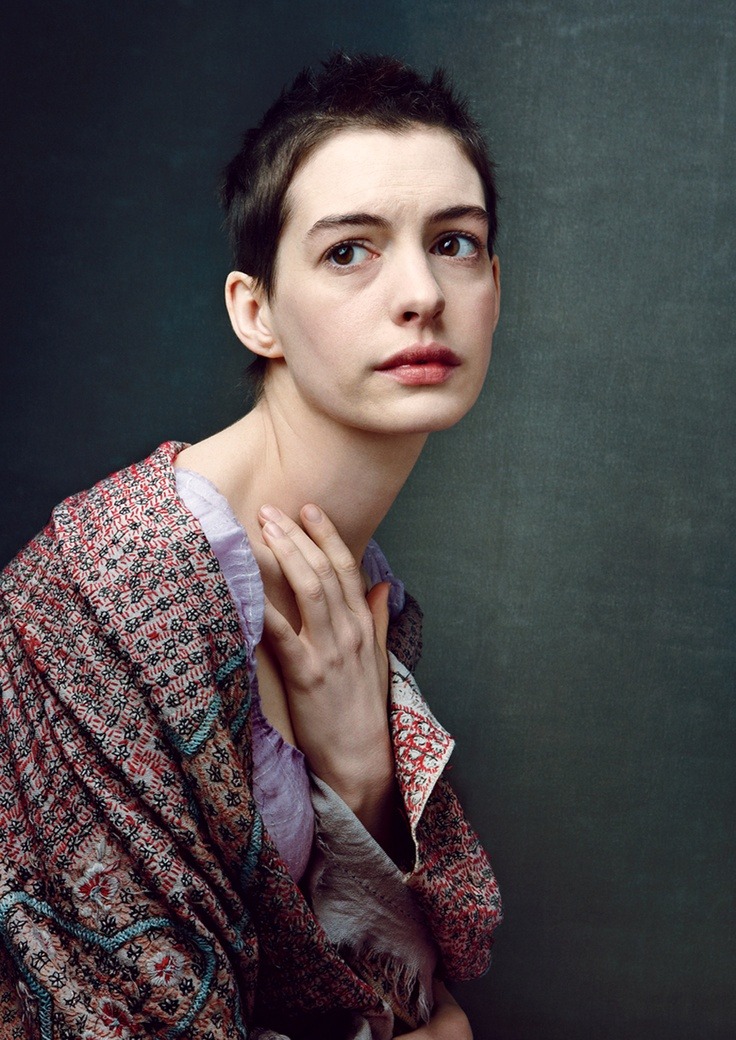 Anne Hathaway U45 