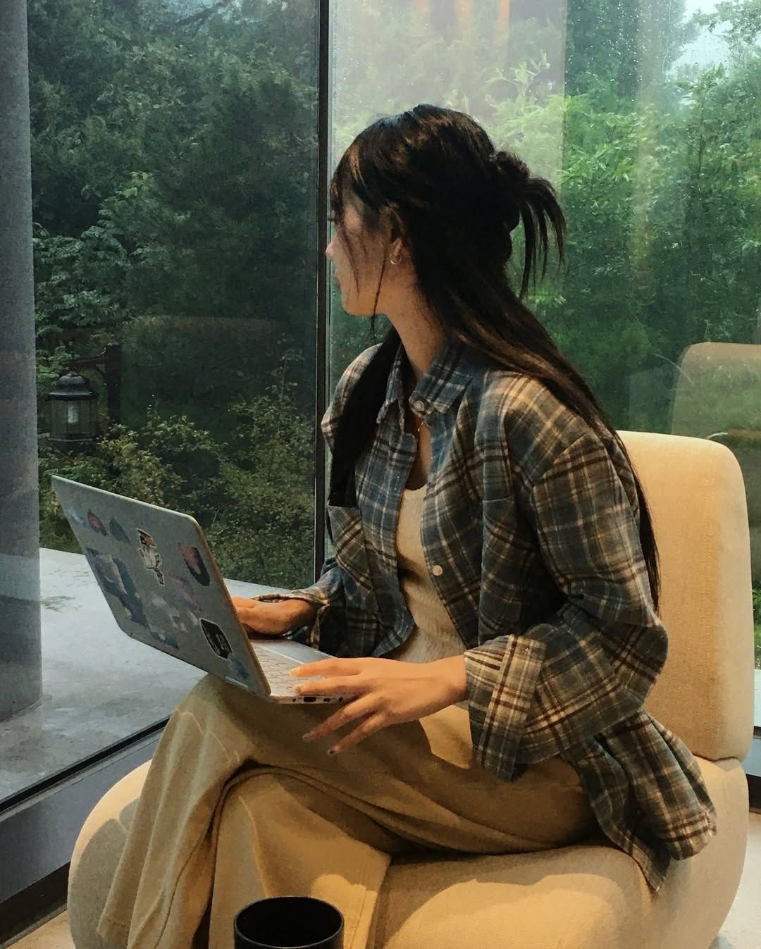 Câu nói “lương em đi làm không bằng anh thuê giúp việc” khiến nhiều người bức xúc: Thu nhập 40-50 triệu mà làm như cao lắm!- Ảnh 3.