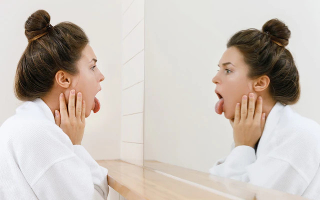 7 dấu hiệu của ung thư lưỡi rất nhiều người CHƯA TỪNG NGHĨ ĐẾN!"- Ảnh 3.