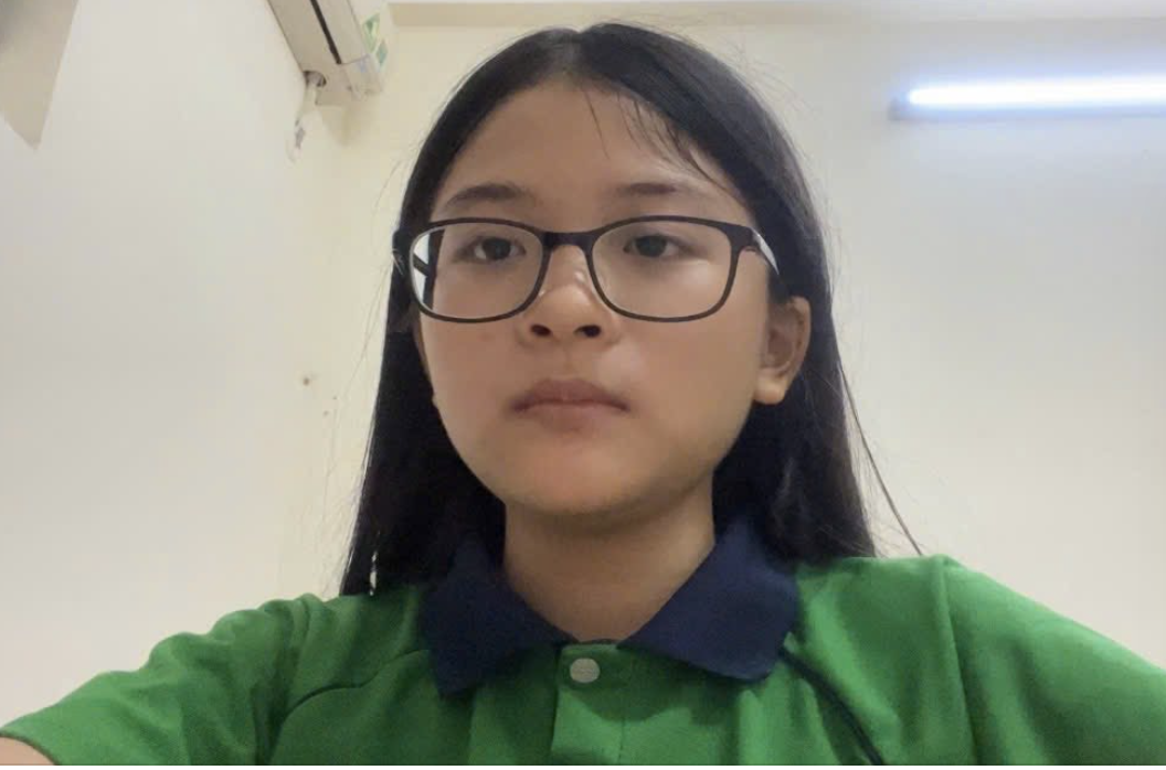 Bé gái 13 tuổi ở Hà Nội bỏ nhà đi sau khi bị bố mắng, gia đình khẩn thiết tìm kiếm- Ảnh 1.