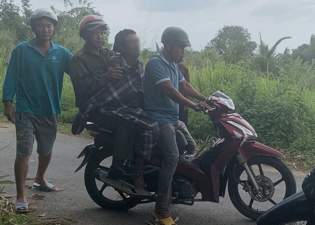 Video hy hữu nam thanh niên đột nhập nhà dân, lục tung đồ rồi nằm ngủ trên giường- Ảnh 2.