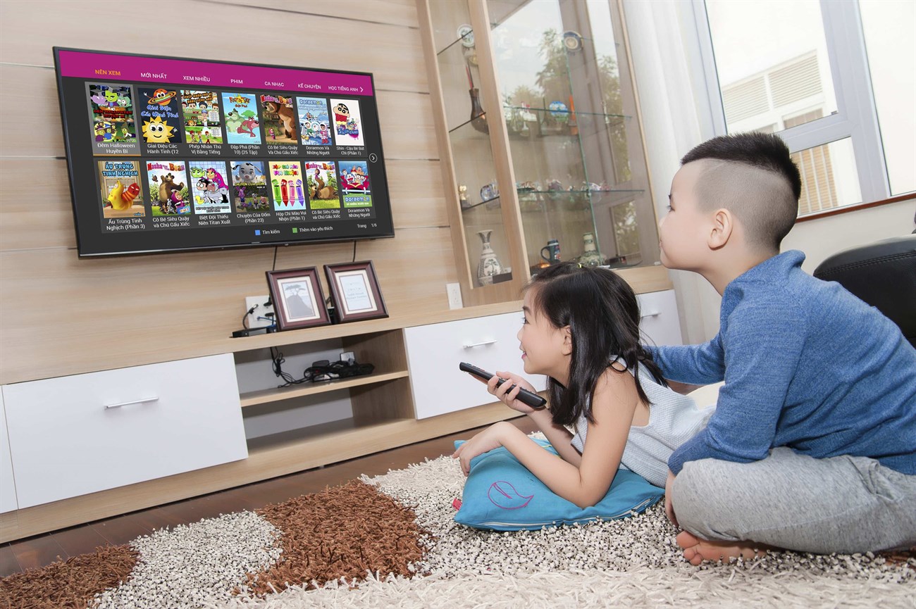 Chưa biết đọc nhưng điều khiển công nghệ "như thần": Trẻ con thời nay khiến Google cũng phải chiều- Ảnh 1.