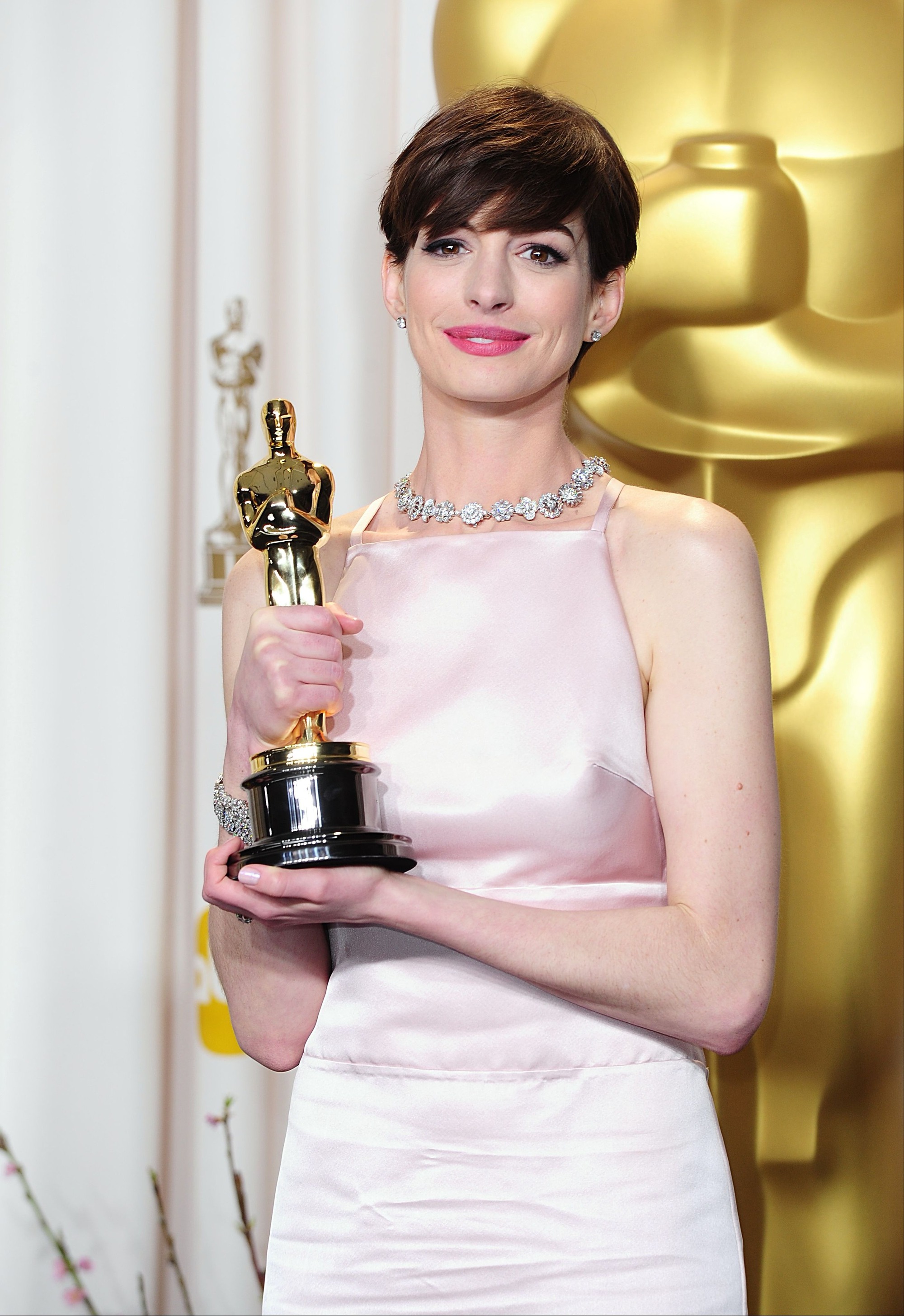 Anne Hathaway U45 