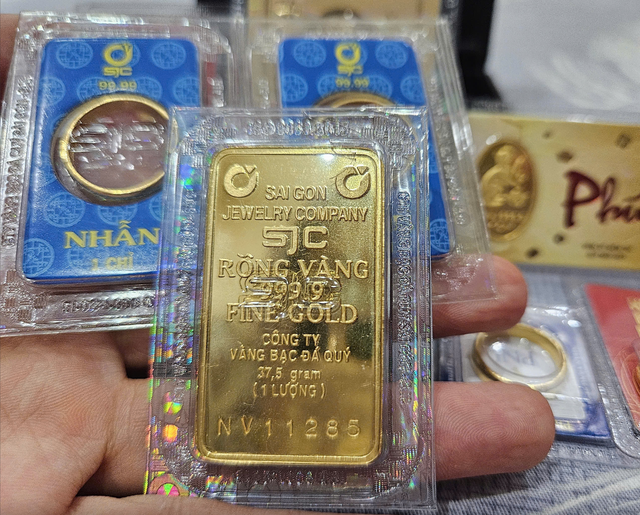 Chưa đủ tiền xây nhà, người đàn ông ở Phú Thọ "tất tay" 100 chỉ vàng: Cái kết sau hơn 1 năm- Ảnh 1.