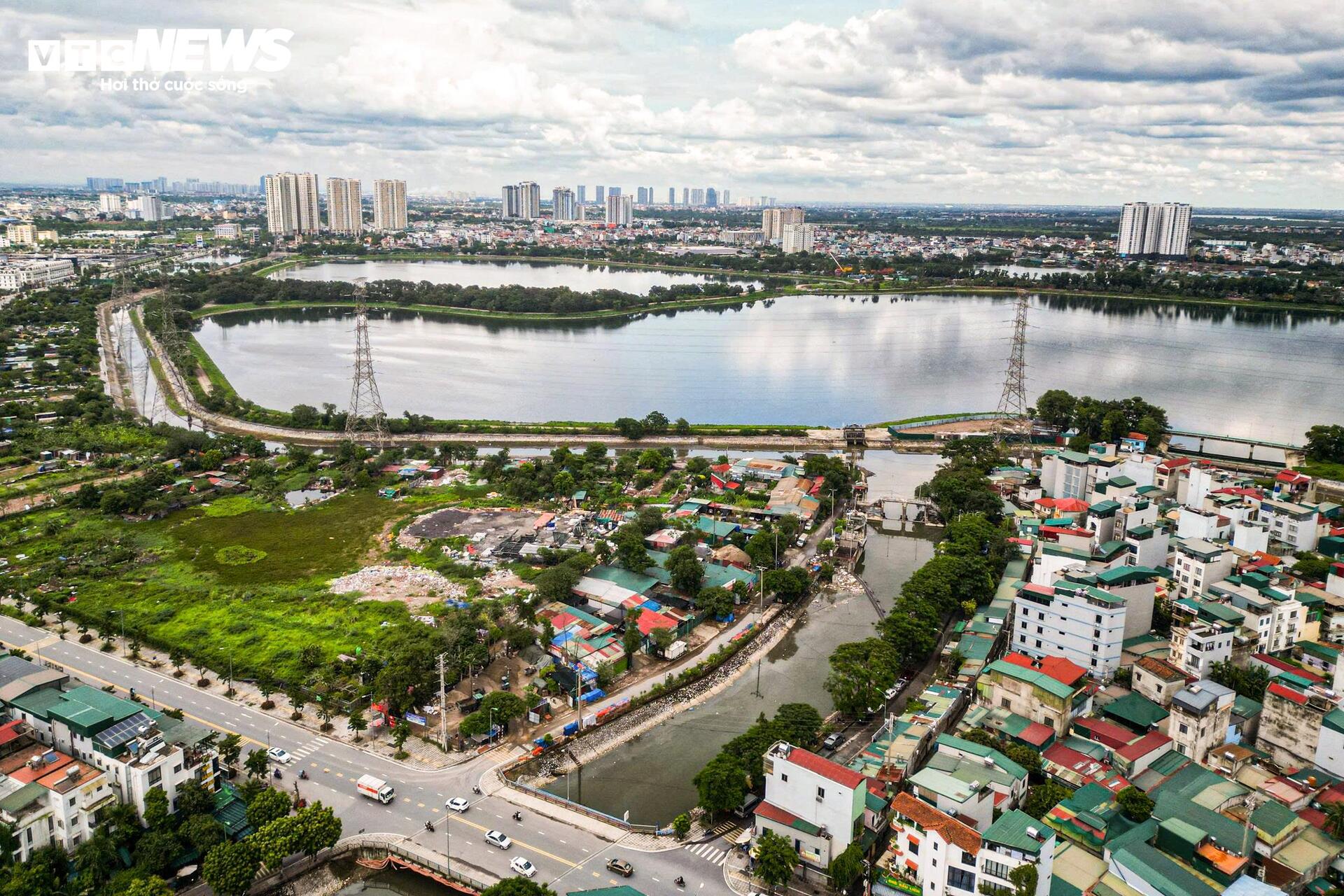 Cận cảnh 4 'dòng sông chết' ở nội đô Hà Nội sắp được hồi sinh- Ảnh 9.