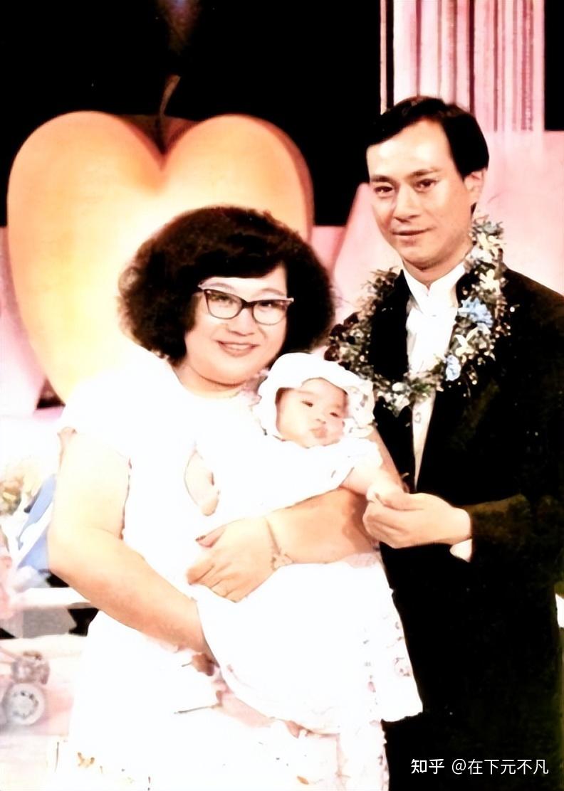 Mỹ nam đổi đời nhờ vợ quỳ gối cầu xin vai diễn, thành sao hạng A lại trả ơn bằng hành động không đáng mặt đàn ông- Ảnh 6. Mỹ nam đổi đời nhờ vợ quỳ gối cầu xin vai diễn, thành sao hạng A lại trả ơn bằng hành động không đáng mặt đàn ông- Ảnh 6.