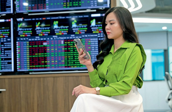 VN-Index lập đỉnh lịch sử: Thị trường tiếp đà tăng hay đến lúc điều chỉnh?- Ảnh 1.