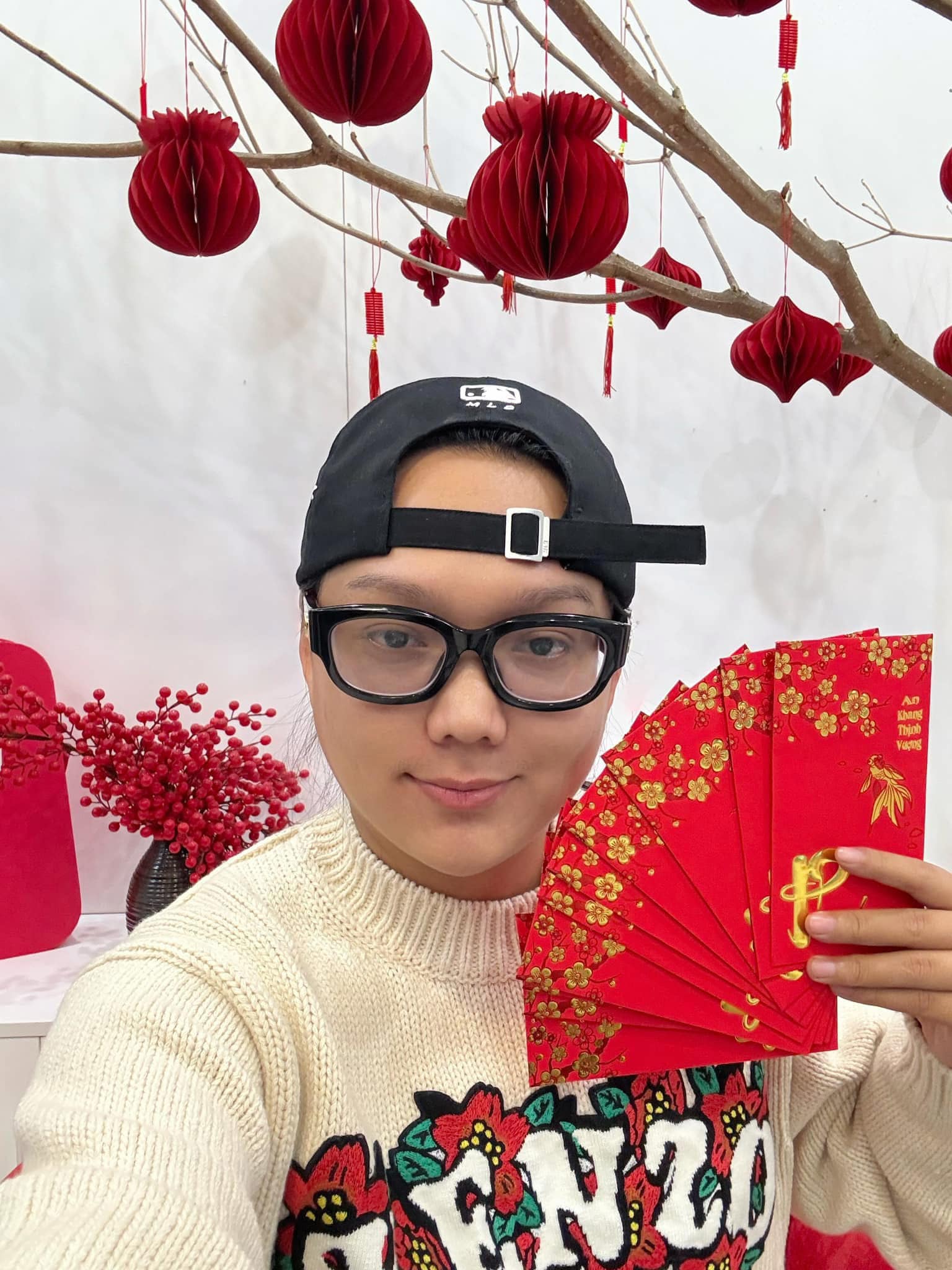 Phạm Thoại lộ ngoại hình tuột dốc sau chuỗi ngày drama- Ảnh 6.