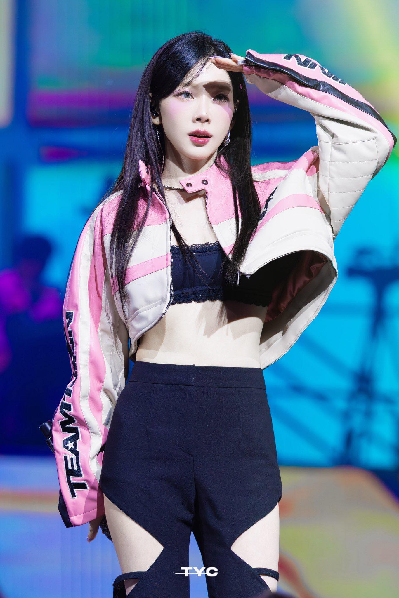 Chỉ từ 1.2 triệu được đu concert có Taeyeon (SNSD), “đọ sắc” mỹ nhân đẹp nhất Kpop: The K Showtime “giá hời” không tưởng!- Ảnh 4.