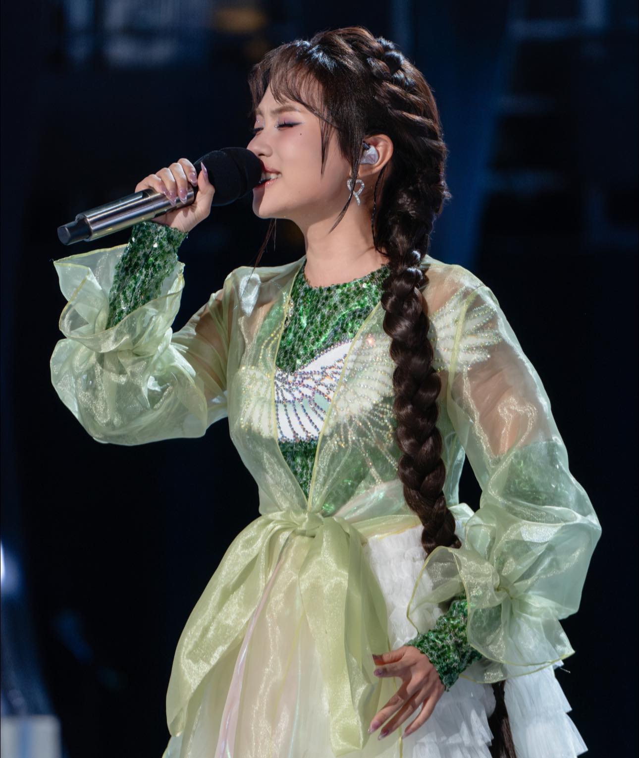 Sing! Asia lộ ý dàn xếp, để "ca sĩ một màu" thắng Phương Mỹ Chi một cách thiếu thuyết phục- Ảnh 6.