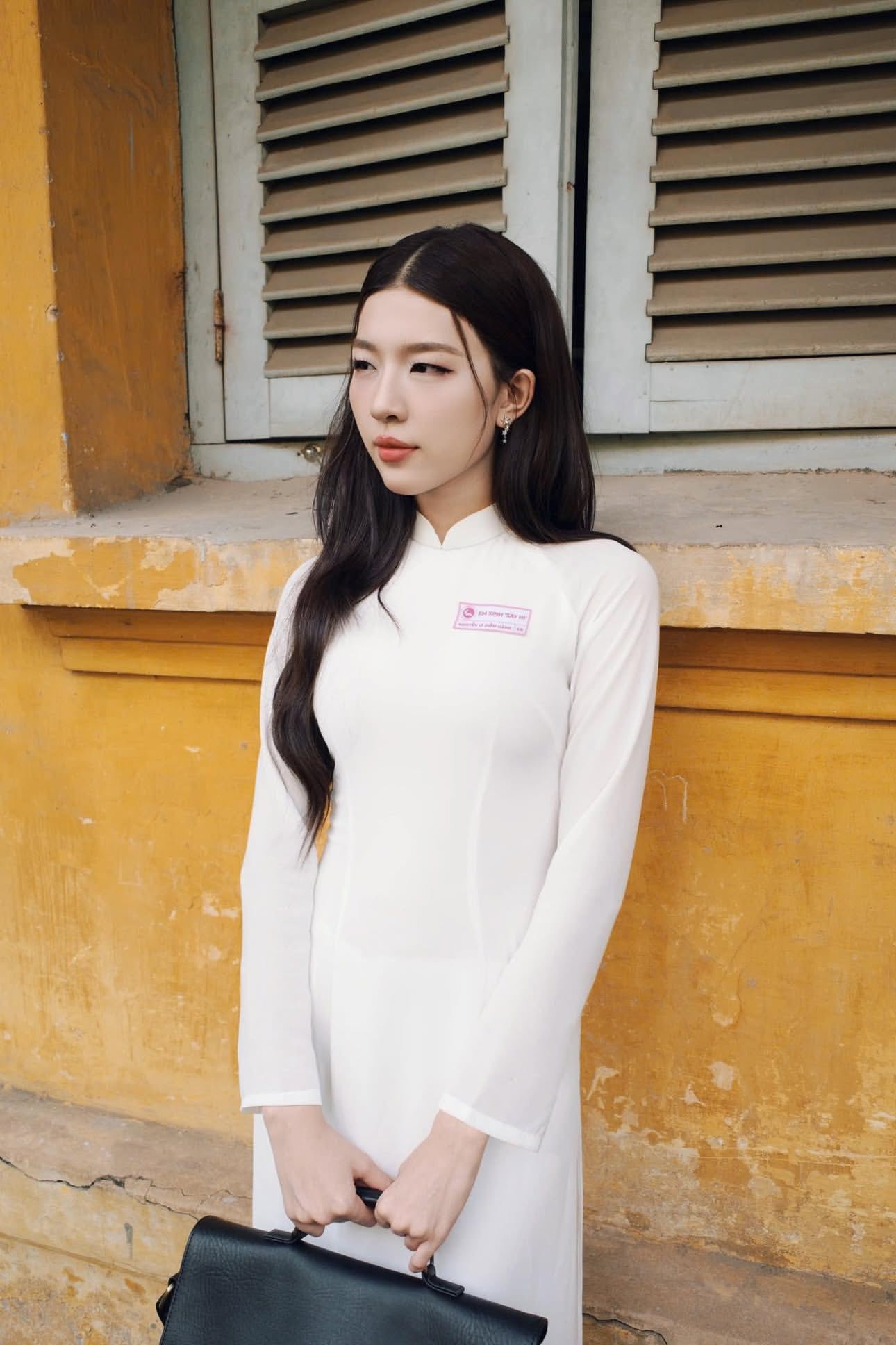 Trấn Thành “bẹo hình bẹo dạng” khi tận mắt thấy cảnh nhạy cảm ở Em Xinh: Tranh cãi dữ dội!- Ảnh 3.