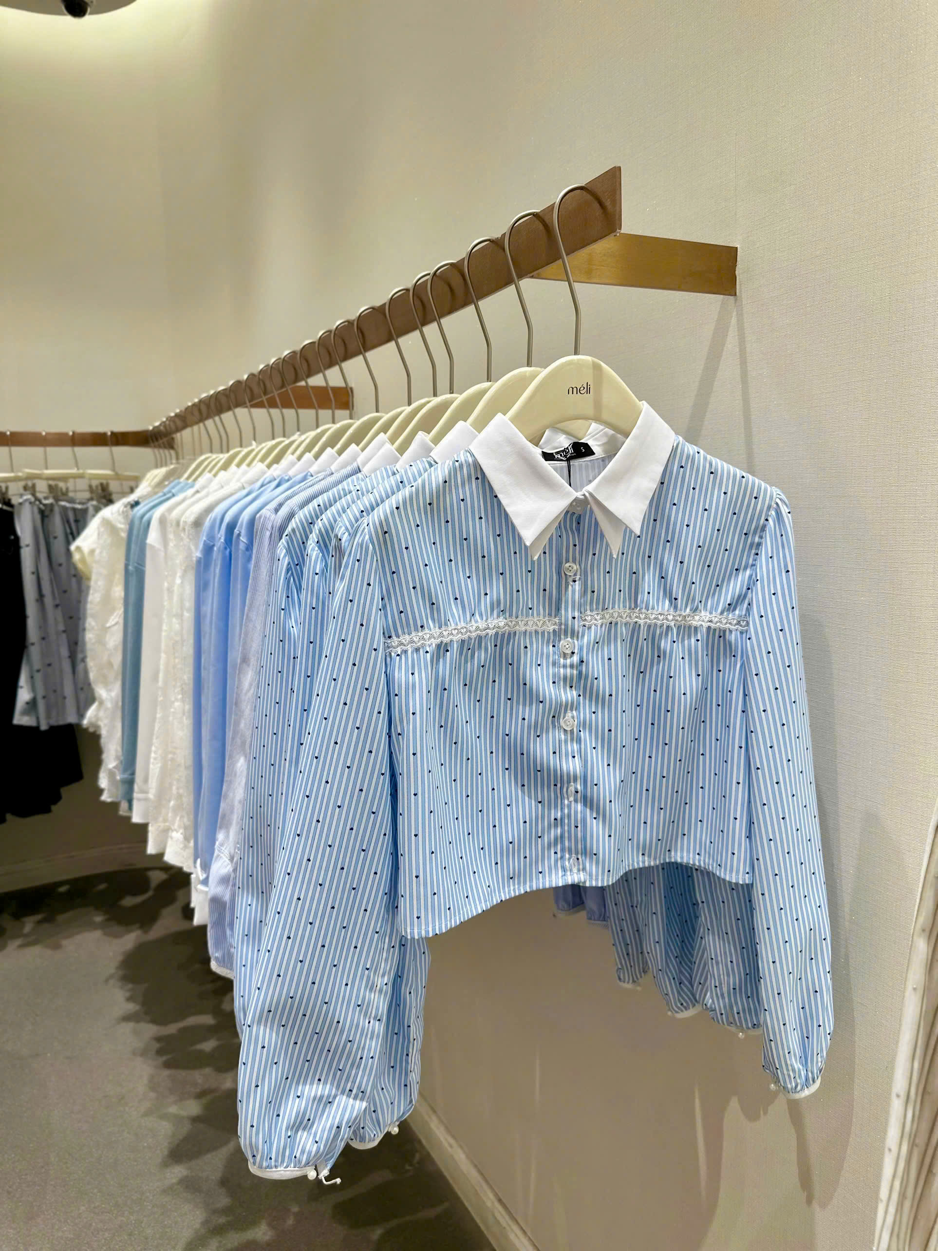 Mình phát hiện 4 local brand Việt bán váy áo điệu nức nở, giúp bạn mặc đẹp không trượt phát nào- Ảnh 10.