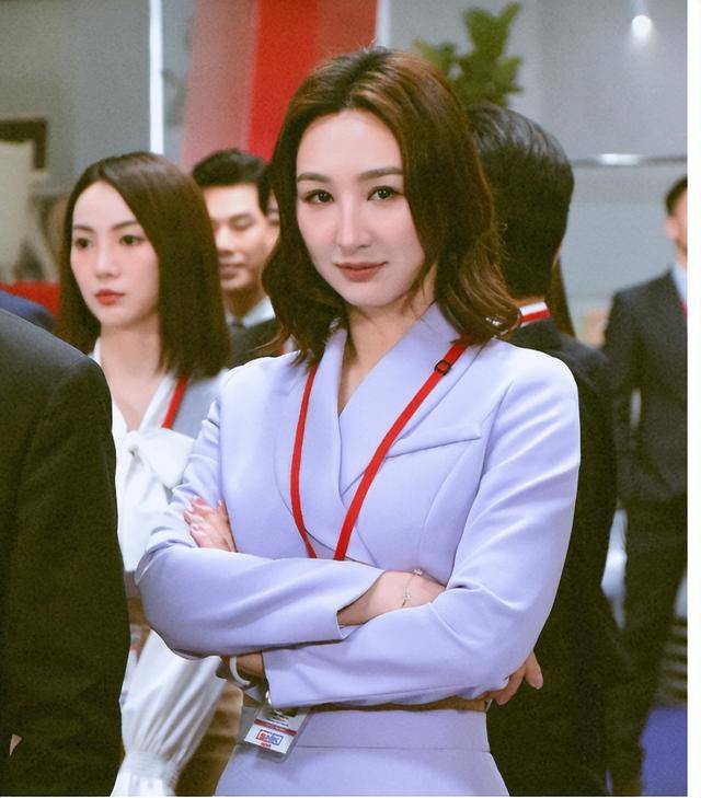 Chuyện chưa kể của sao nữ nổi tiếng TVB Cao Hải Ninh: Từng bị rối loạn lo âu đến mức phải dùng thuốc an thần, làm võ sư bị thương vì lên cơn hoảng loạn trên phim trường- Ảnh 1.