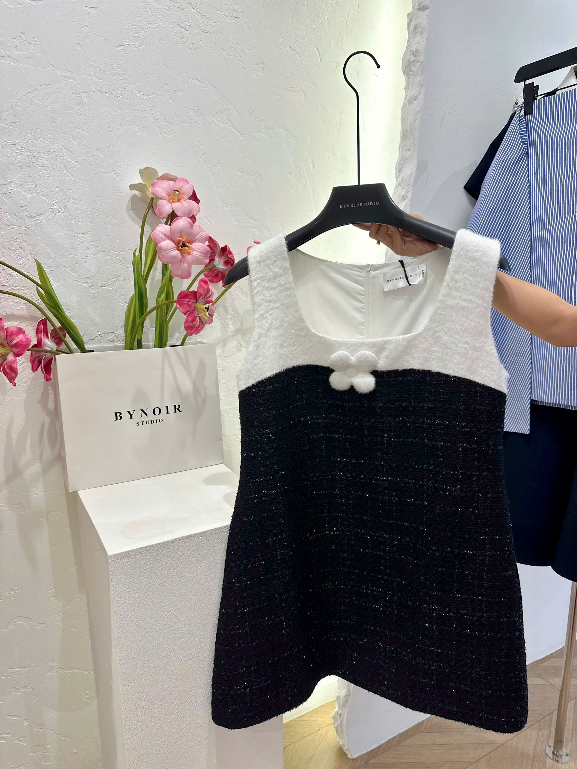 Mình phát hiện 4 local brand Việt bán váy áo điệu nức nở, giúp bạn mặc đẹp không trượt phát nào- Ảnh 3.