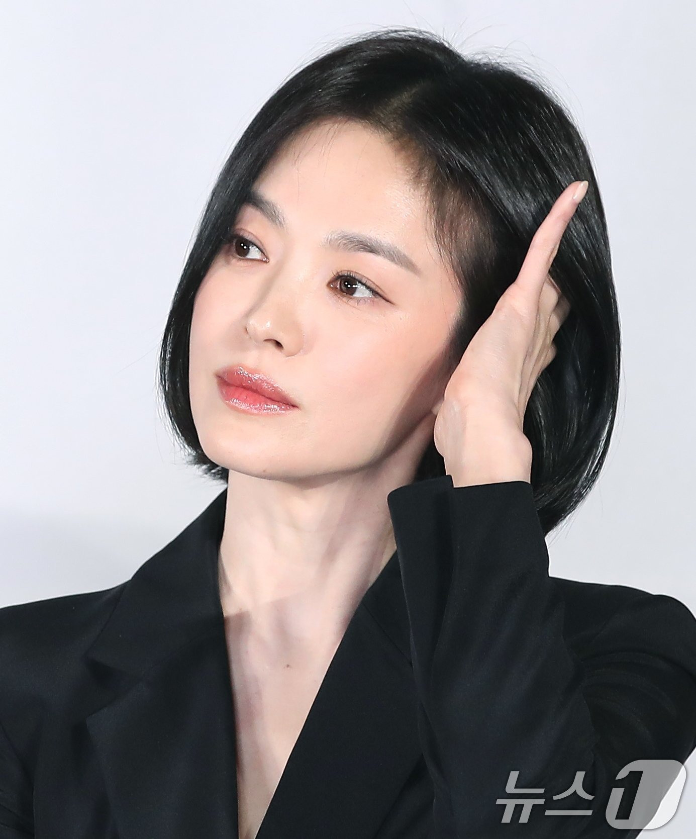 Song Hye Kyo dùng kem dưỡng siêu đắt đỏ nhưng có 4 bản "dupe" bình dân ngừa lão hóa đỉnh không kém- Ảnh 2.