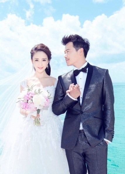 Chồng ngọc nữ hạng A showbiz lộ clip đưa 2 cô gái vào khách sạn, nhưng con số tiểu tam thực tế mới thực sự gây sốc- Ảnh 1.