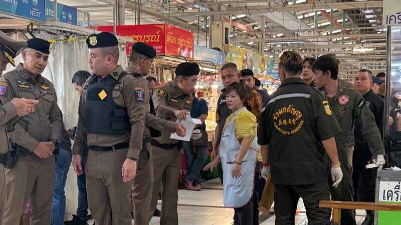"Đừng bắn tôi, tôi không biết gì cả" – Lời van xin tuyệt vọng của nạn nhân trong vụ xả súng rúng động tại khu chợ Bangkok- Ảnh 2.