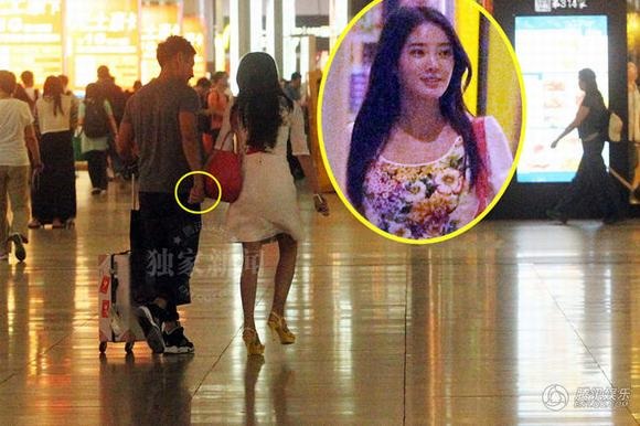 Chồng ngọc nữ hạng A showbiz lộ clip đưa 2 cô gái vào khách sạn, nhưng con số tiểu tam thực tế mới thực sự gây sốc- Ảnh 3.