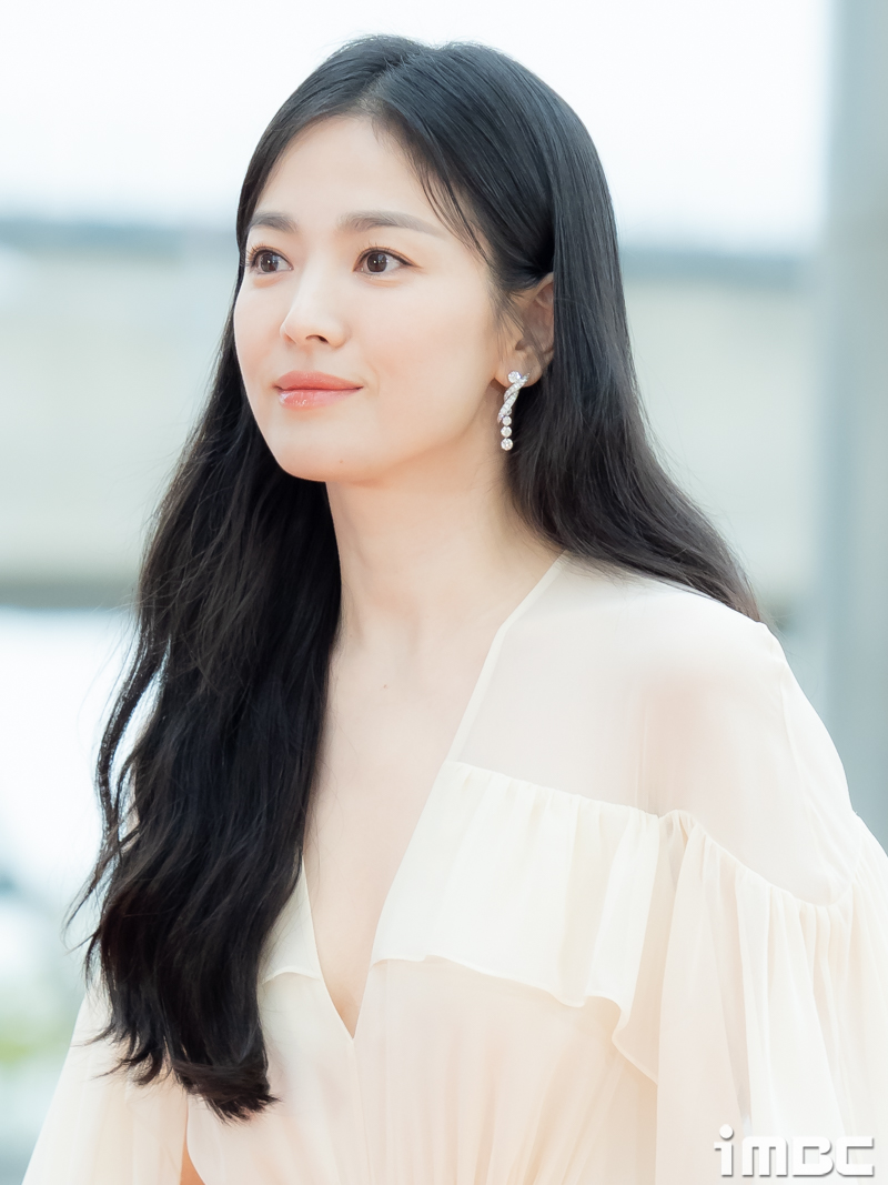 Song Hye Kyo dùng kem dưỡng siêu đắt đỏ nhưng có 4 bản "dupe" bình dân ngừa lão hóa đỉnh không kém- Ảnh 3.