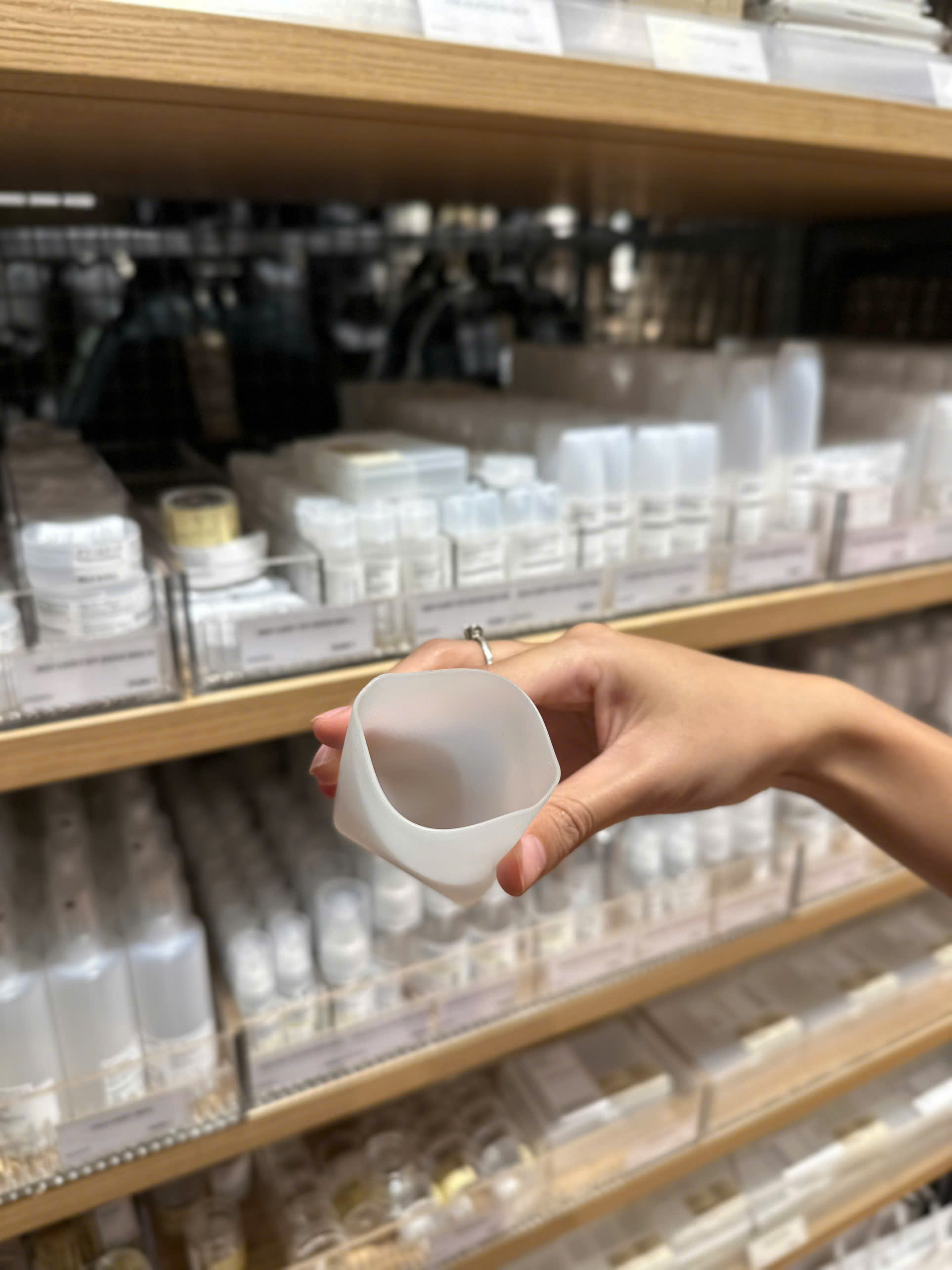 Vào store MUJI tôi phát hiện 6 món "lạ đời", phải hỏi ChatGPT mới biết cách sử dụng!- Ảnh 4.