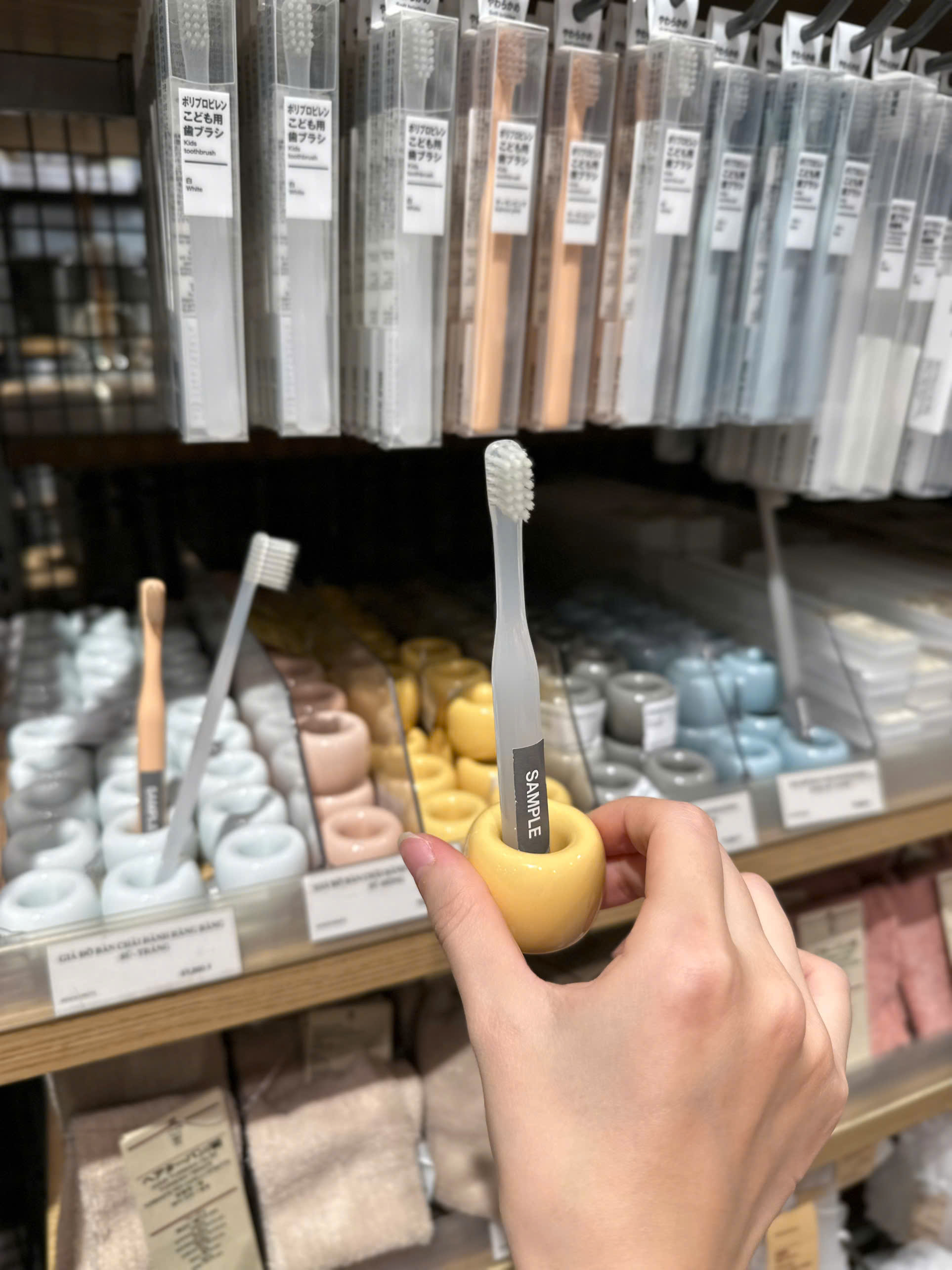 Vào store MUJI tôi phát hiện 6 món "lạ đời", phải hỏi ChatGPT mới biết cách sử dụng!- Ảnh 2.