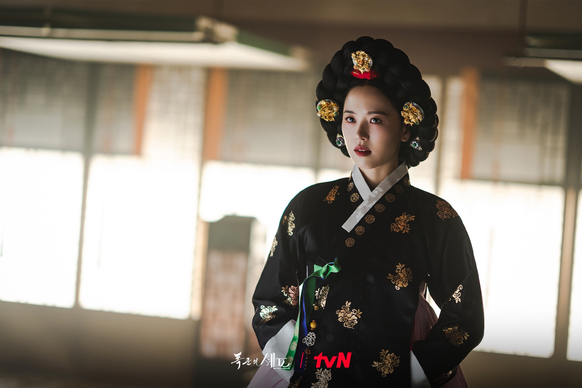 Trời sinh mỹ nhân này để vào vai phản diện: Càng ác càng bùng nổ visual, khí chất out trình cả showbiz- Ảnh 4. Trời sinh mỹ nhân này để vào vai phản diện: Càng ác càng bùng nổ visual, khí chất out trình cả showbiz- Ảnh 4.