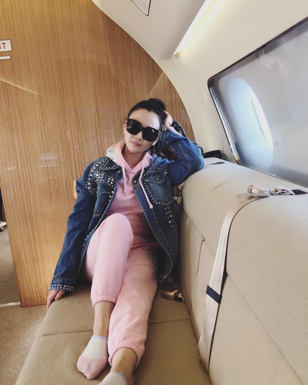 "Sao nam hạng A toàn phim hot" bị bồ nhí 9x tung hê hợp đồng bao nuôi, liền bắt tay vợ tống tiểu tam vào tù 3 năm trời- Ảnh 5.