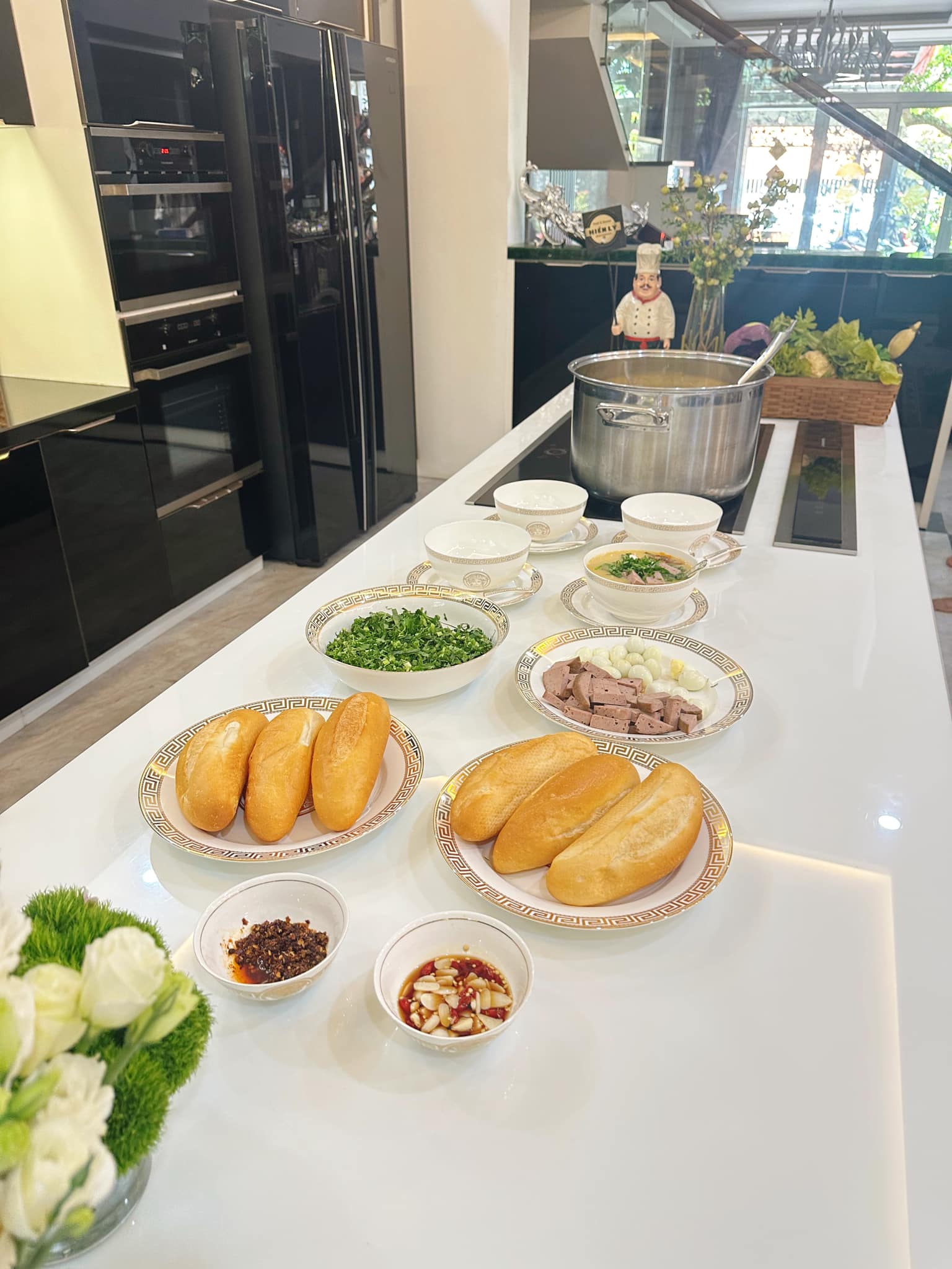 Đam mê nấu cơm, nữ kế toán nghỉ việc ở nhà làm 1 điều ai cũng ngỡ ngàng- Ảnh 7.
