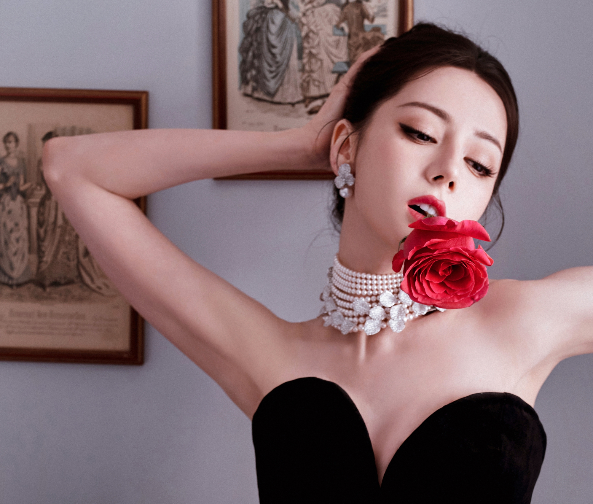 Phim mới chiếu 11 phút đã chiếm top 1 rating cả nước, nữ chính đẹp tới nỗi khiến cả showbiz phải cúi mình- Ảnh 6. Phim mới chiếu 11 phút đã chiếm top 1 rating cả nước, nữ chính đẹp tới nỗi khiến cả showbiz phải cúi mình- Ảnh 6.