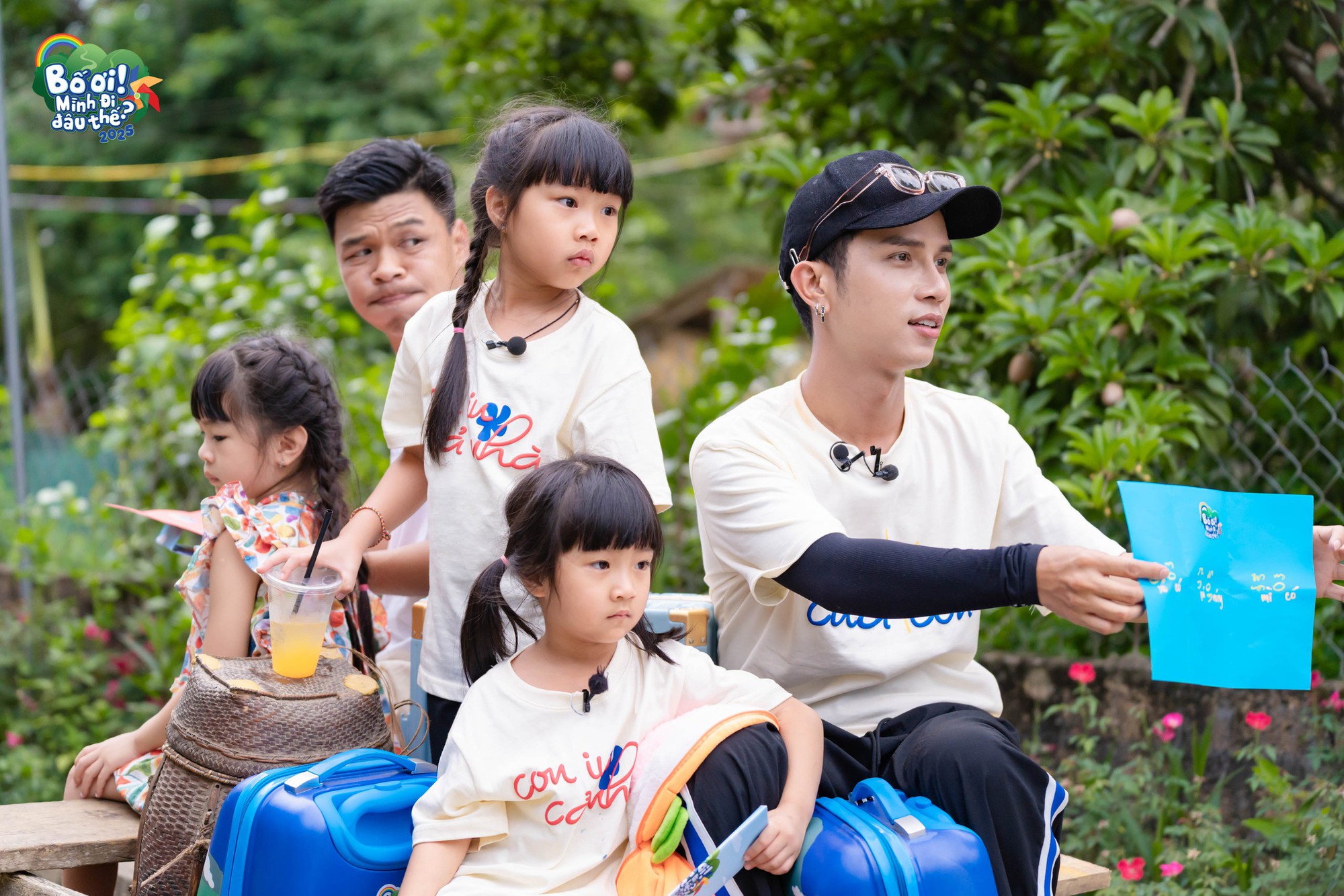 Neko Lê và dàn sao Bố ơi, Mình đi đâu thế? "rối não" trước từ ngữ tại Nghệ An, 1 nhân vật gây bất ngờ khi "vượt ải" nhanh như chớp!- Ảnh 6.