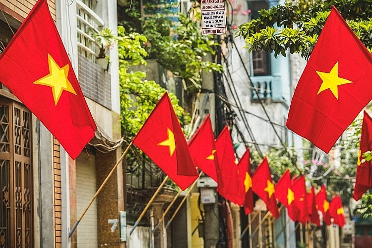 Lịch nghỉ lễ Quốc khánh 2/9 chính thức: Nghỉ liên tiếp 2 ngày hay 4 ngày đối với người lao động?- Ảnh 1.